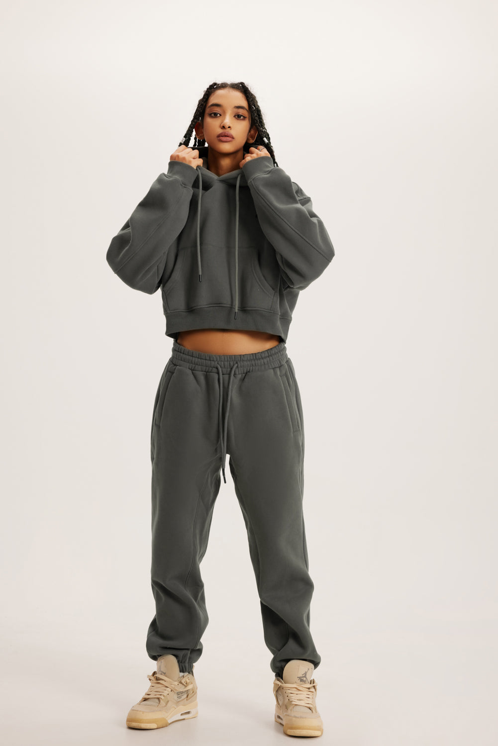 345GSM Women’s Heavyweight Cropped Fleece Hoodie Taupe